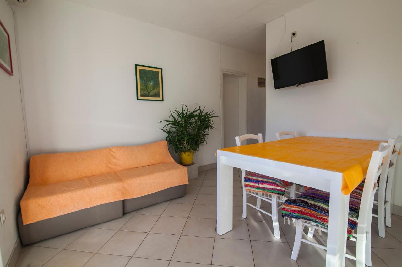 Apartments Radic Bol Exterior photo